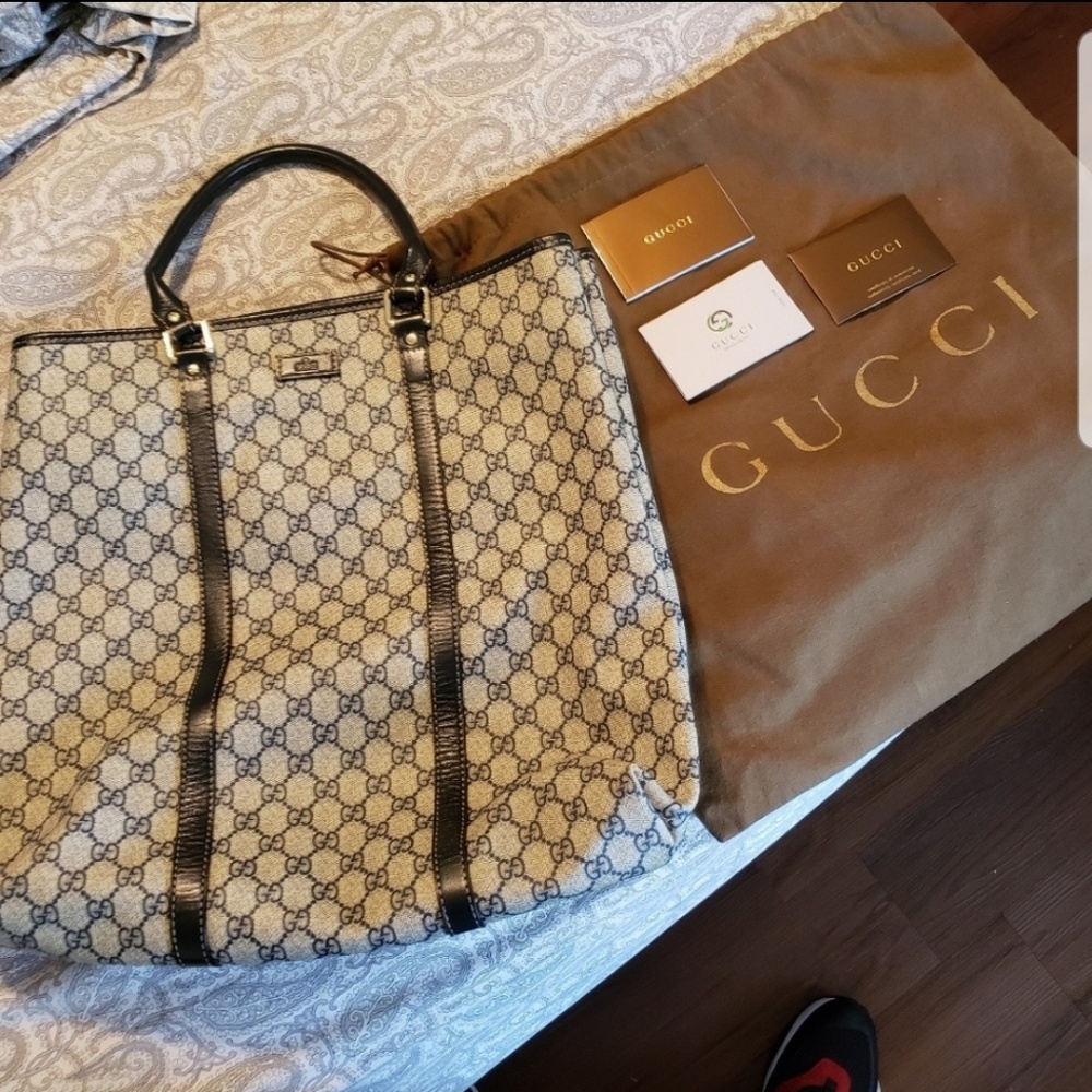 Gucci tote